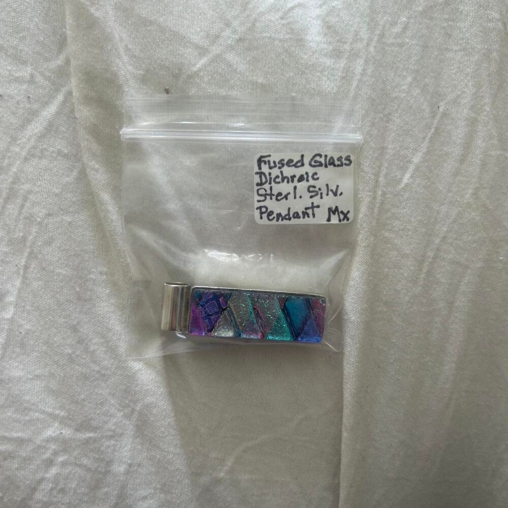 Fused glass dichroic pendant